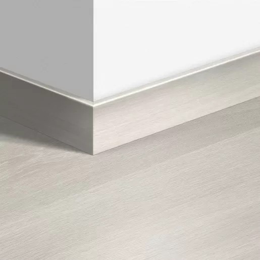 Плинтус Quick-Step МДФ 2400*14*77мм Дуб итальянский светло-серый QSPSKR03573MD240