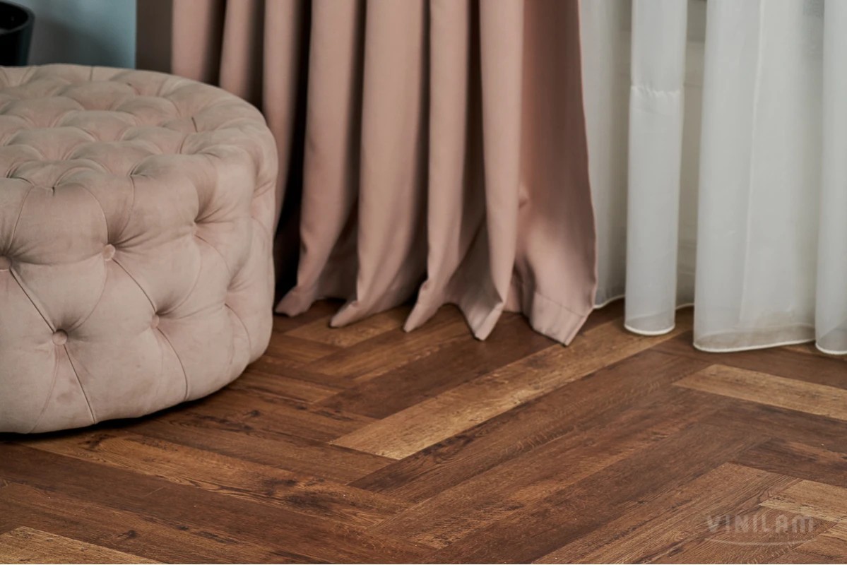 LVT ламинат VINILAM Parquet Herringbone Glue 43кл IS11177 Паркет Версальский Glue